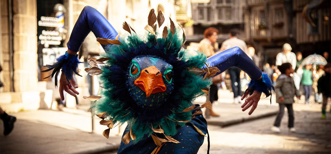 Manureva, Anton et les oiseaux du voyage